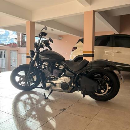 HARLEY-DAVIDSON STREET BOB HARLEY-DAVIDSON STREET BOB
